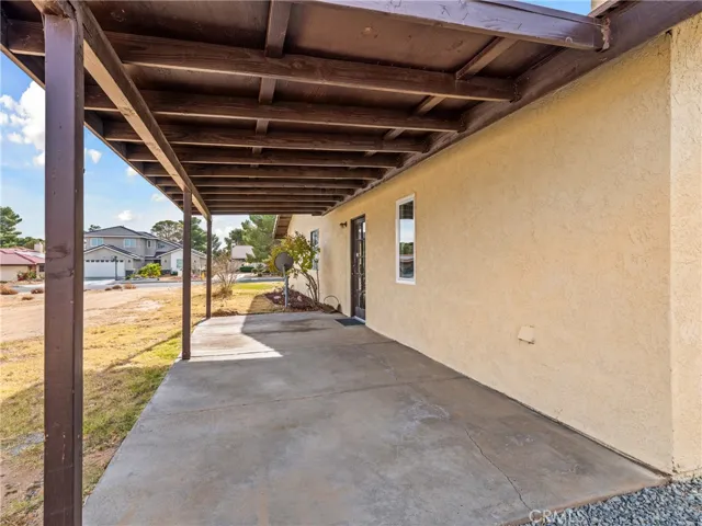 14876 Tournament Drive, Helendale, California 92342