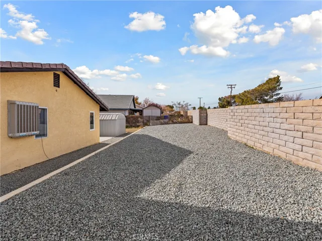 14876 Tournament Drive, Helendale, California 92342
