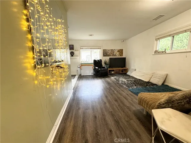 Main House livingroom