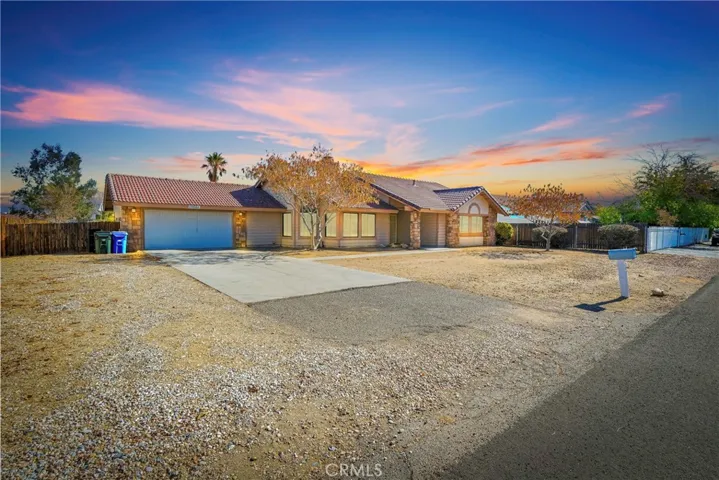 13561 Coachella Road, Apple Valley, California 92308