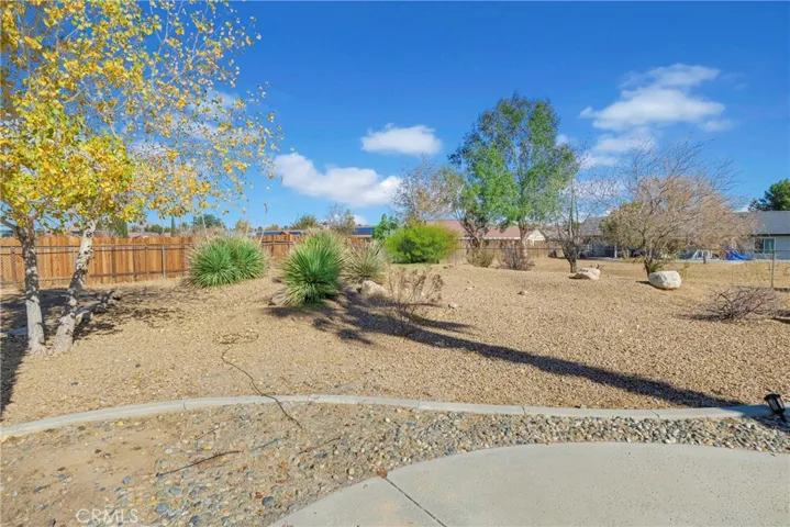13561 Coachella Road, Apple Valley, California 92308