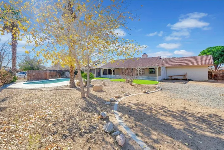 13561 Coachella Road, Apple Valley, California 92308
