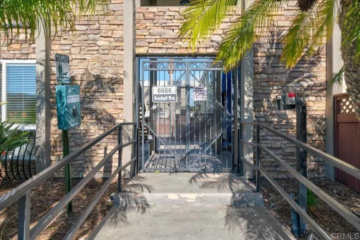6666 Beadnell Way 2, San Diego, California 92117