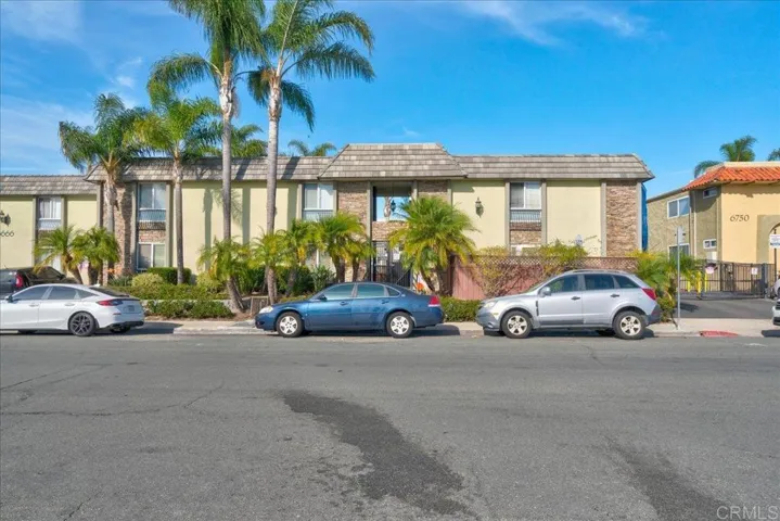 6666 Beadnell Way 2, San Diego, California 92117
