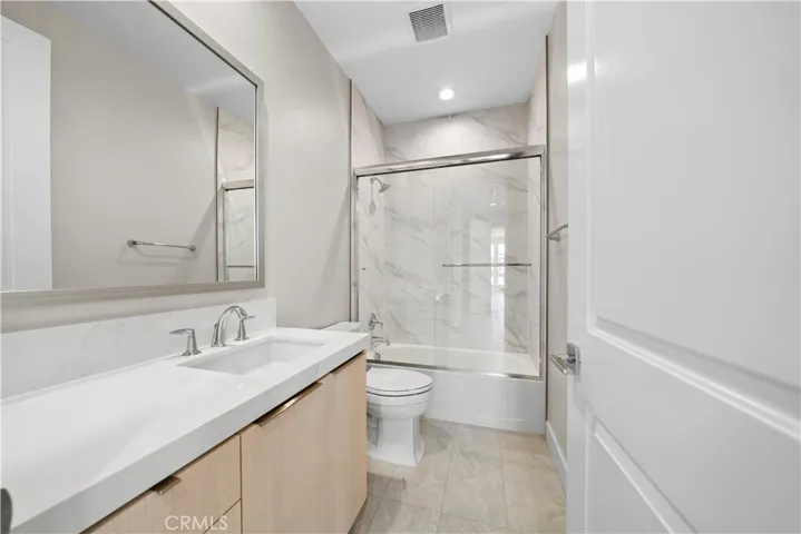 170 Buckeye, Lake Forest, California 92630