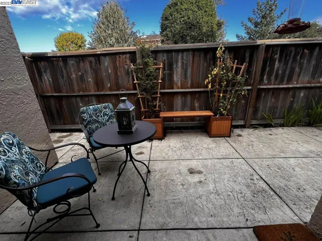 63 Montsalas Dr, Monterey, California 93940