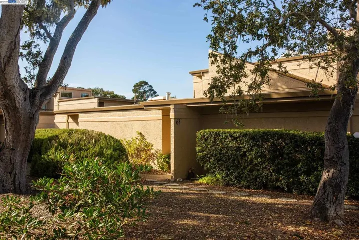 63 Montsalas Dr, Monterey, California 93940