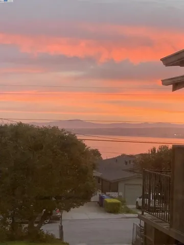 63 Montsalas Dr, Monterey, California 93940