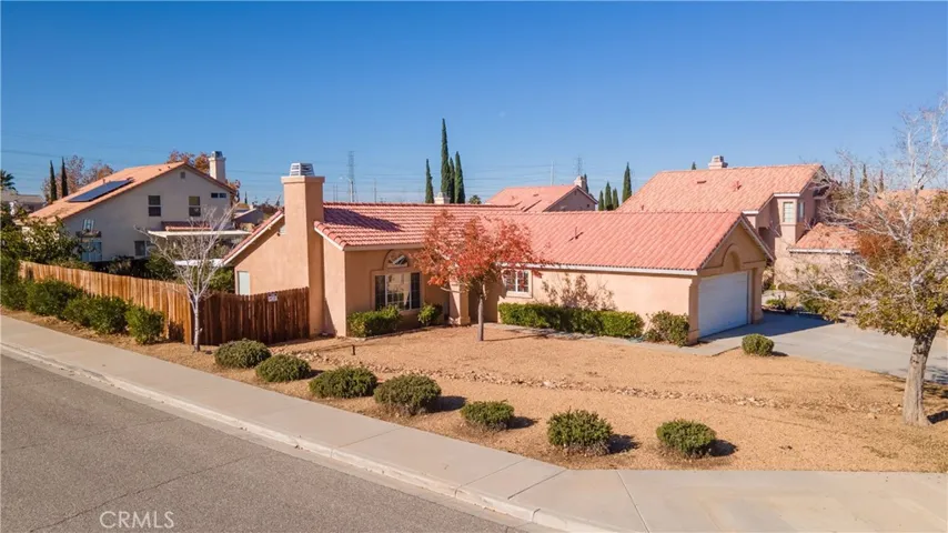 Corner Lot View