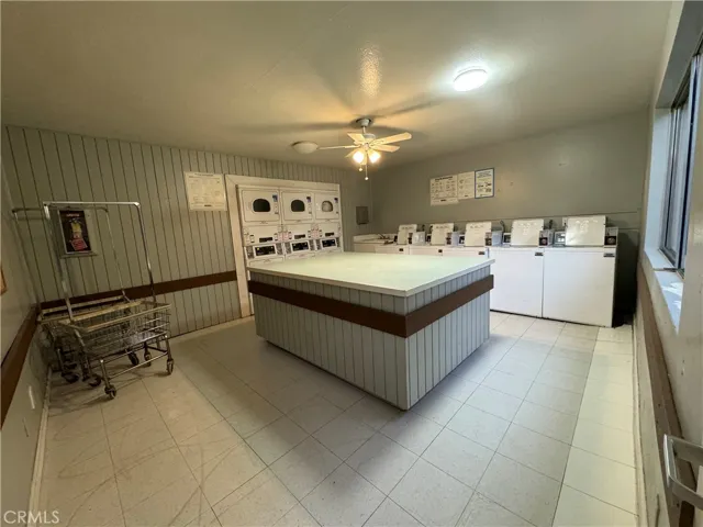 3050 S Bristol Street 12a, Santa Ana, California 92704