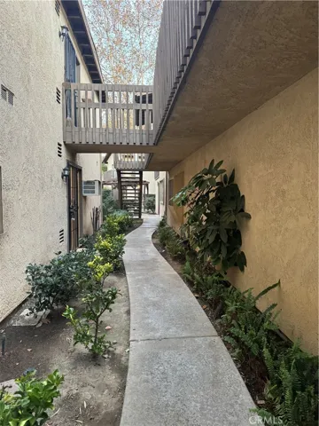 3050 S Bristol Street 12a, Santa Ana, California 92704