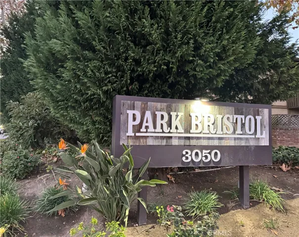 3050 S Bristol Street 12a, Santa Ana, California 92704