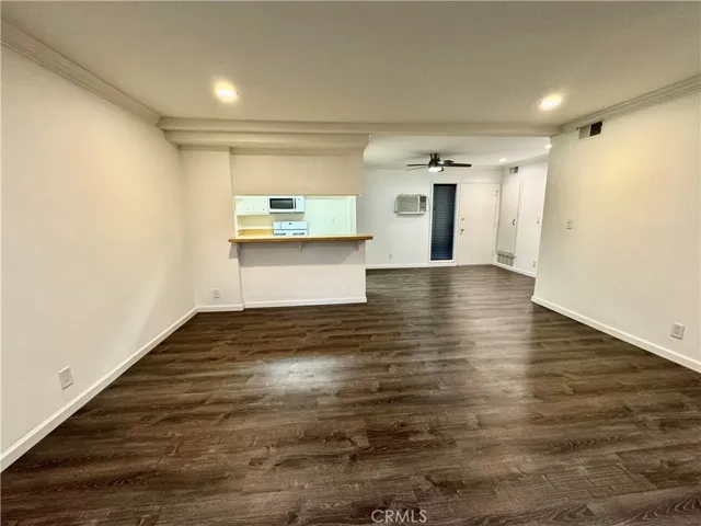 3050 S Bristol Street 12a, Santa Ana, California 92704