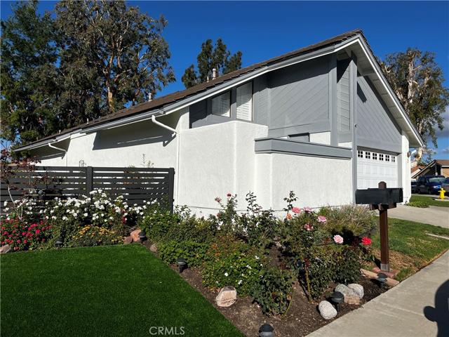 8 Diamante, Irvine, California 92620
