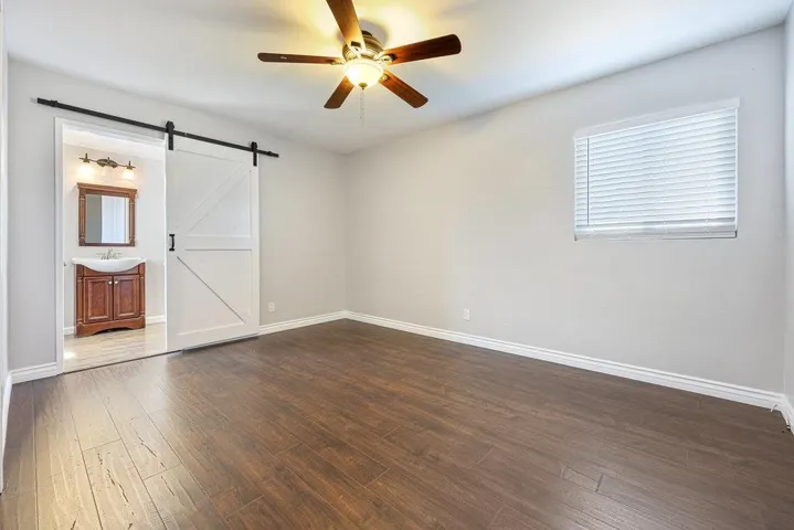 9535 Lakeview Dr., La Mesa, California 91942
