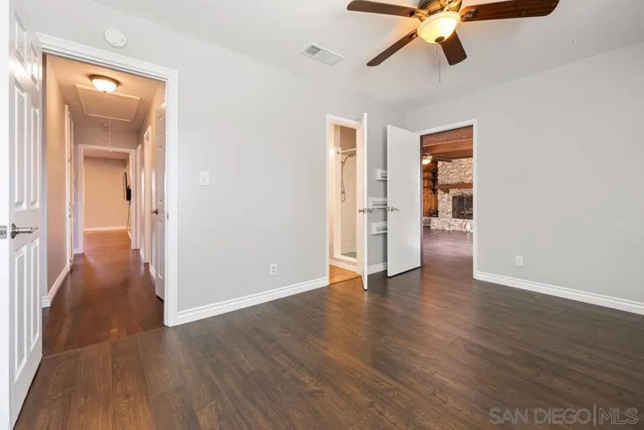 9535 Lakeview Dr., La Mesa, California 91942