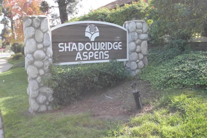 1087 Shadowridge Dr 105, Vista, California 92081