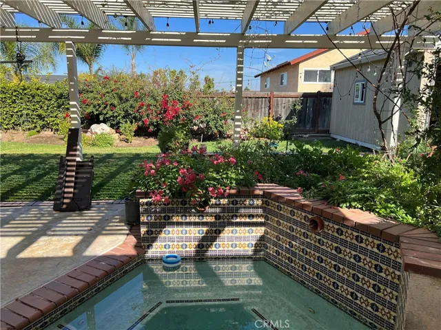 1211 Kingsdale Drive, Corona, California 92878