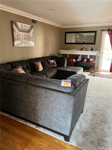 1211 Kingsdale Drive, Corona, California 92878