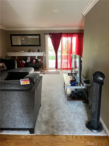 1211 Kingsdale Drive, Corona, California 92878