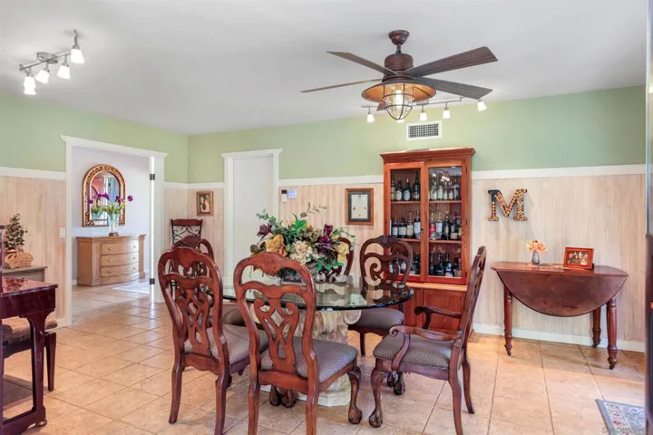 2933 Segovia Way, Carlsbad, California 92009