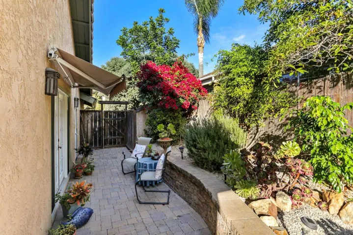2933 Segovia Way, Carlsbad, California 92009