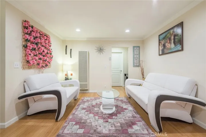 3220 Altura Avenue 232, Glendale, California 91204