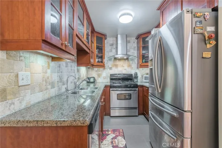 3220 Altura Avenue 232, Glendale, California 91204
