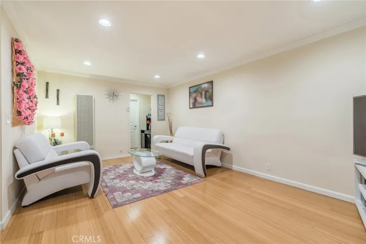3220 Altura Avenue 232, Glendale, California 91204