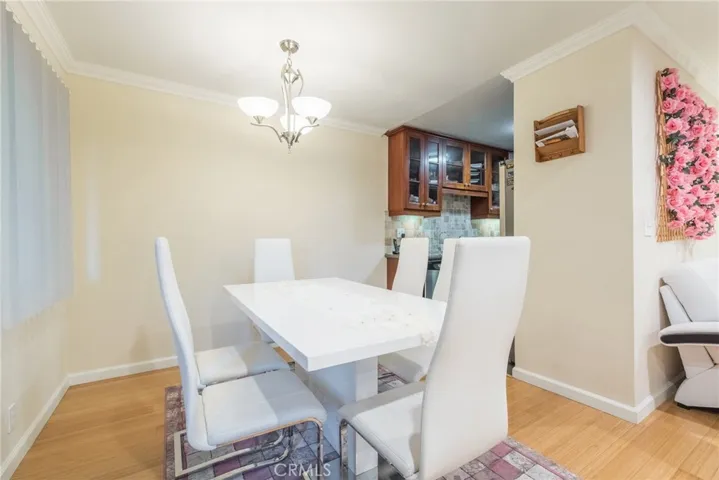 3220 Altura Avenue 232, Glendale, California 91204
