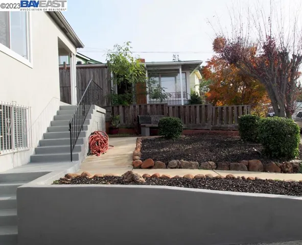 6529 Claremont Ave, Richmond, California 94805