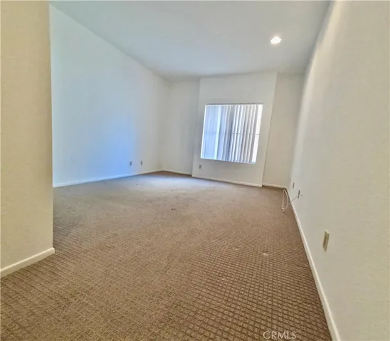 5420 Sylmar Avenue 213, Sherman Oaks, California 91401