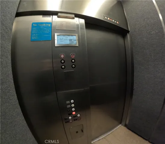 5420 Sylmar Avenue 213, Sherman Oaks, California 91401