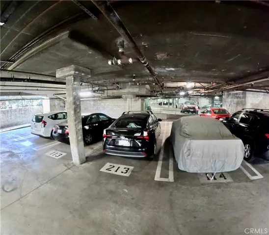 5420 Sylmar Avenue 213, Sherman Oaks, California 91401