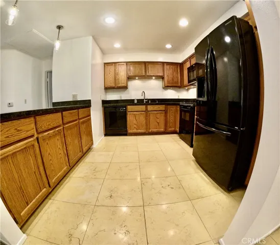 5420 Sylmar Avenue 213, Sherman Oaks, California 91401