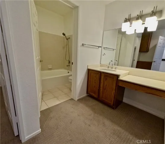 5420 Sylmar Avenue 213, Sherman Oaks, California 91401
