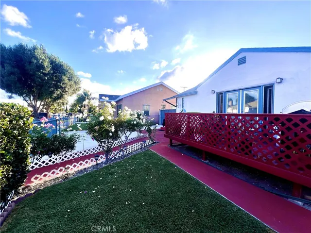 16107 S Bradfield Avenue, Compton, California 90221