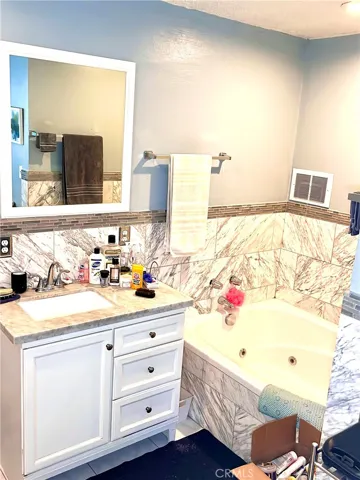 16107 S Bradfield Avenue, Compton, California 90221