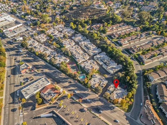 10500 Sunland Boulevard 7, Sunland, California 91040