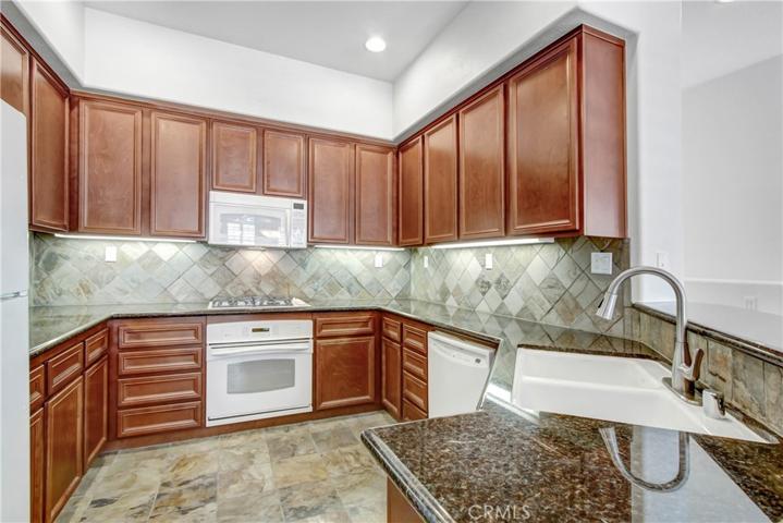 4194 Alicia Way Unit A, Simi Valley, California 93063