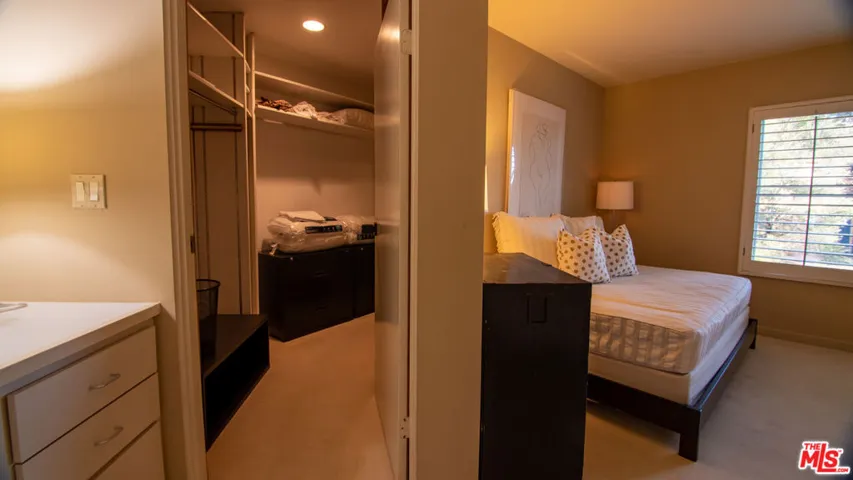 1417 Bluebird Avenue, Los Angeles, California 90069