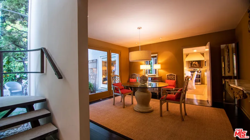 1417 Bluebird Avenue, Los Angeles, California 90069