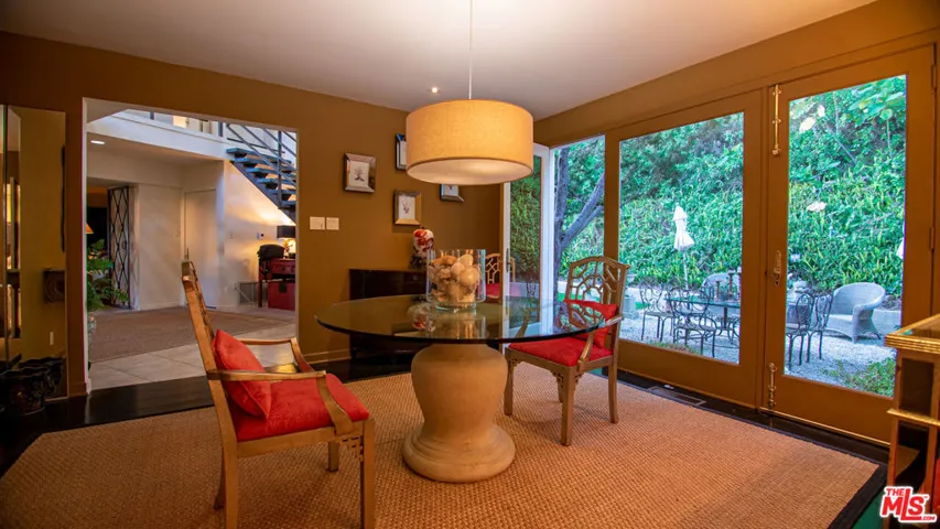 1417 Bluebird Avenue, Los Angeles, California 90069
