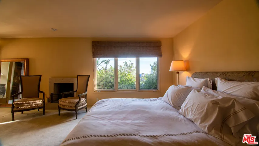 1417 Bluebird Avenue, Los Angeles, California 90069
