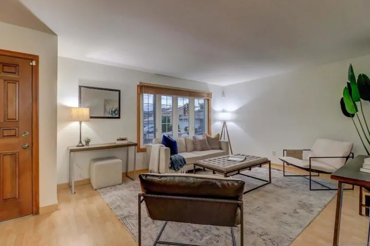 9669 Derald Road, Santee, California 92071