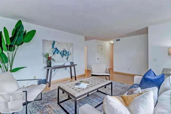 9669 Derald Road, Santee, California 92071