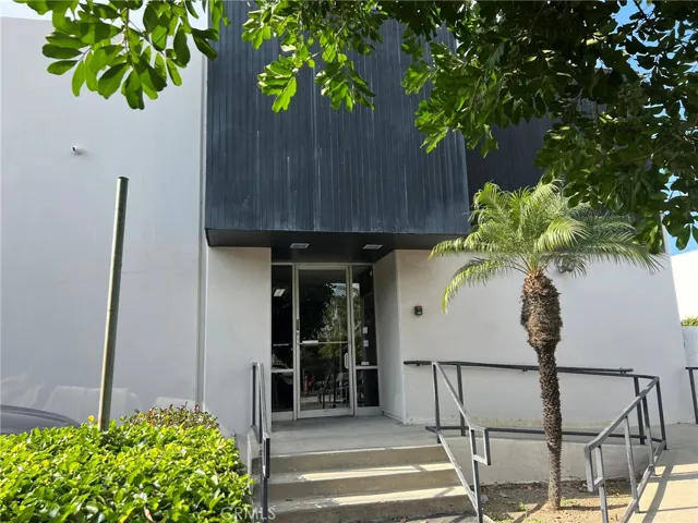 2661 Junipero Avenue, Signal Hill, California 90755