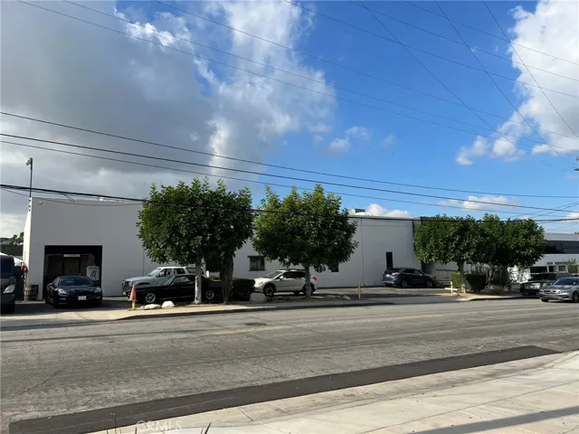 2661 Junipero Avenue, Signal Hill, California 90755