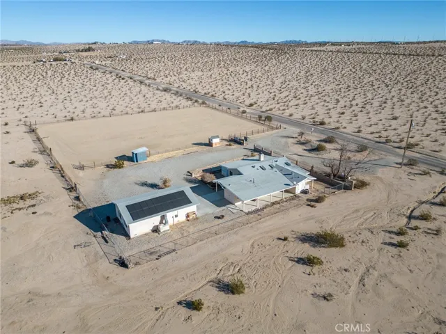 3530 Indian Cove Road, 29 Palms, California 92277