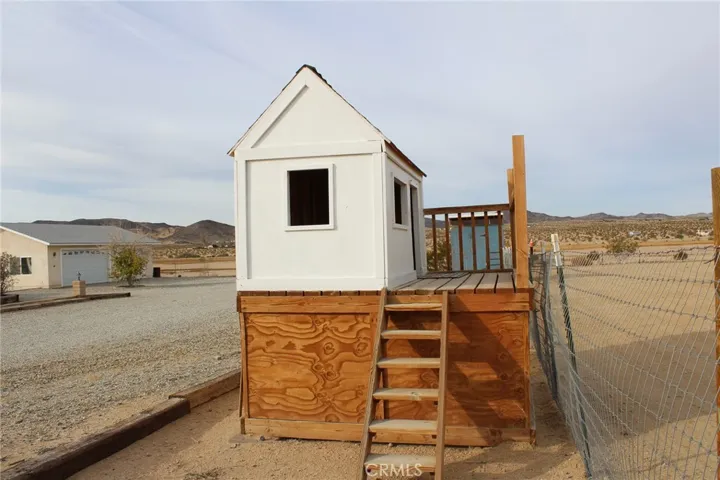 3530 Indian Cove Road, 29 Palms, California 92277